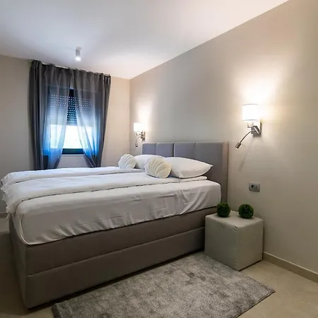 Adria * Novigrad Istria