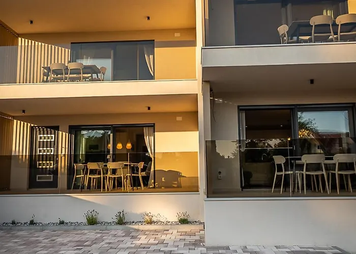 Adria شقة