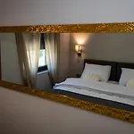 Adria Appartement *